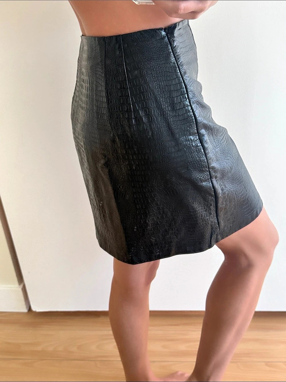 Crocodile-Texture Mini Skirt in Black